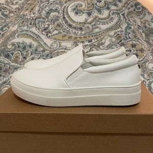 Steve Madden White Leather Shoes